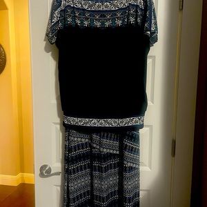 Max Edition 2 piece. Top and long skirt